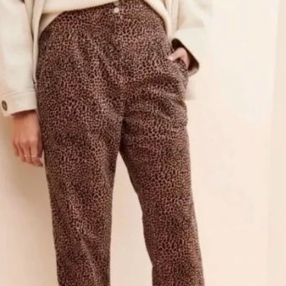 Anthropologie - Leopard Print High Waist Velvet Elastic Waist Jogger